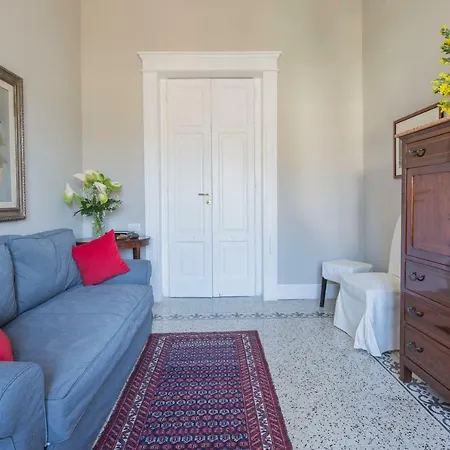 La Giulietta - Penthouse Apartment